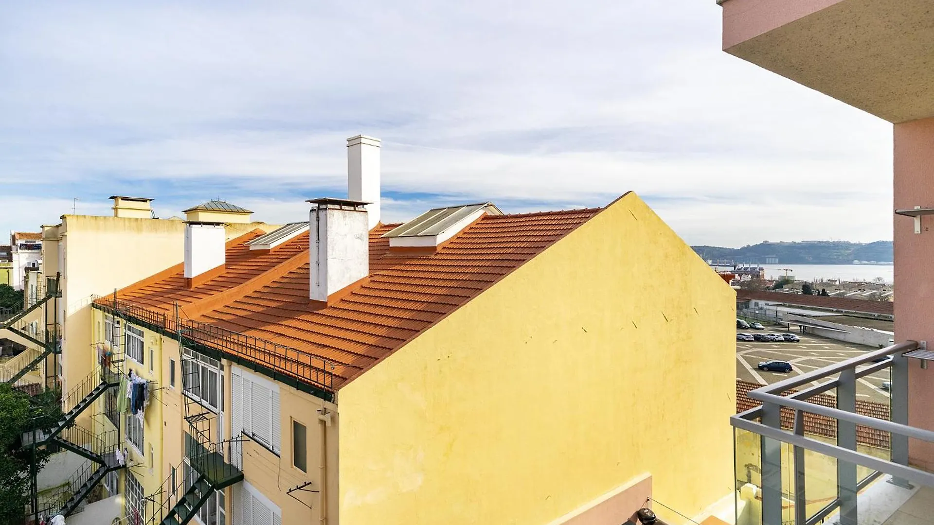 Lejlighed Whome Charming Urban Retreat With Skyline Views Lisboa